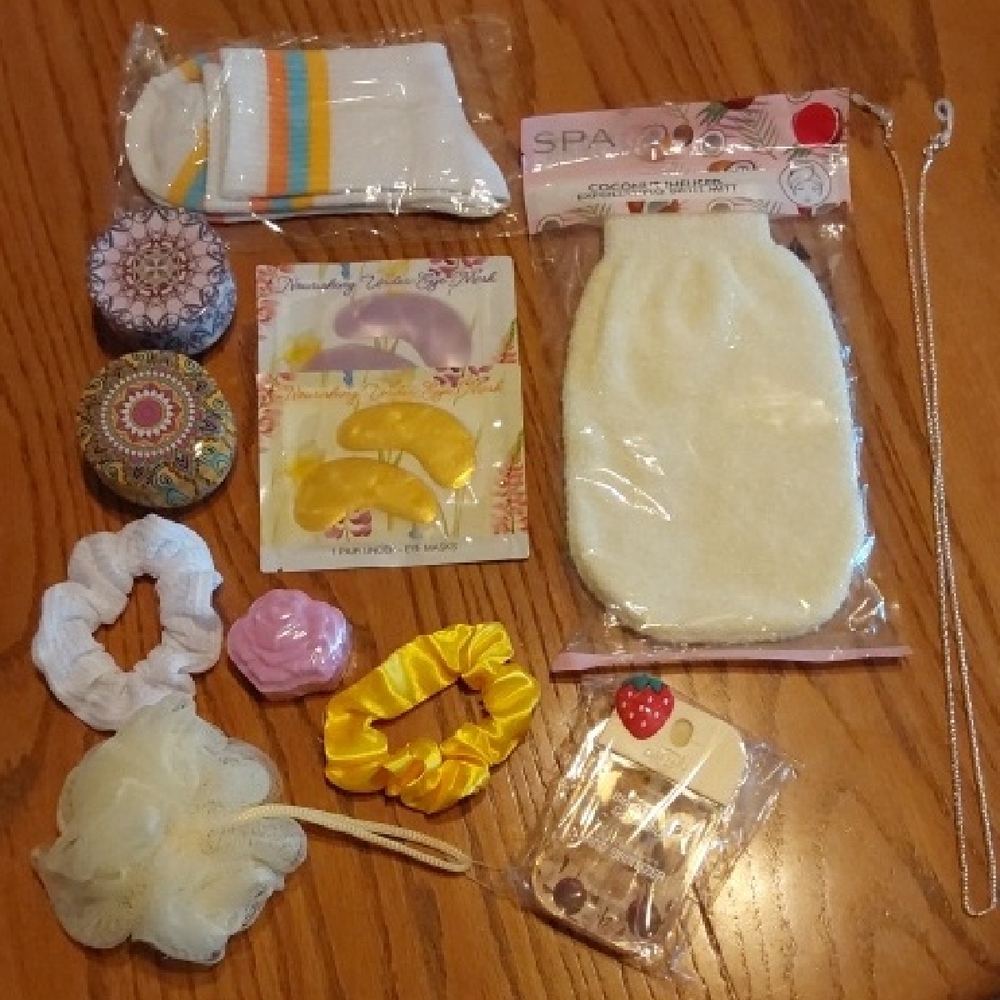 Colorful Accessories Set